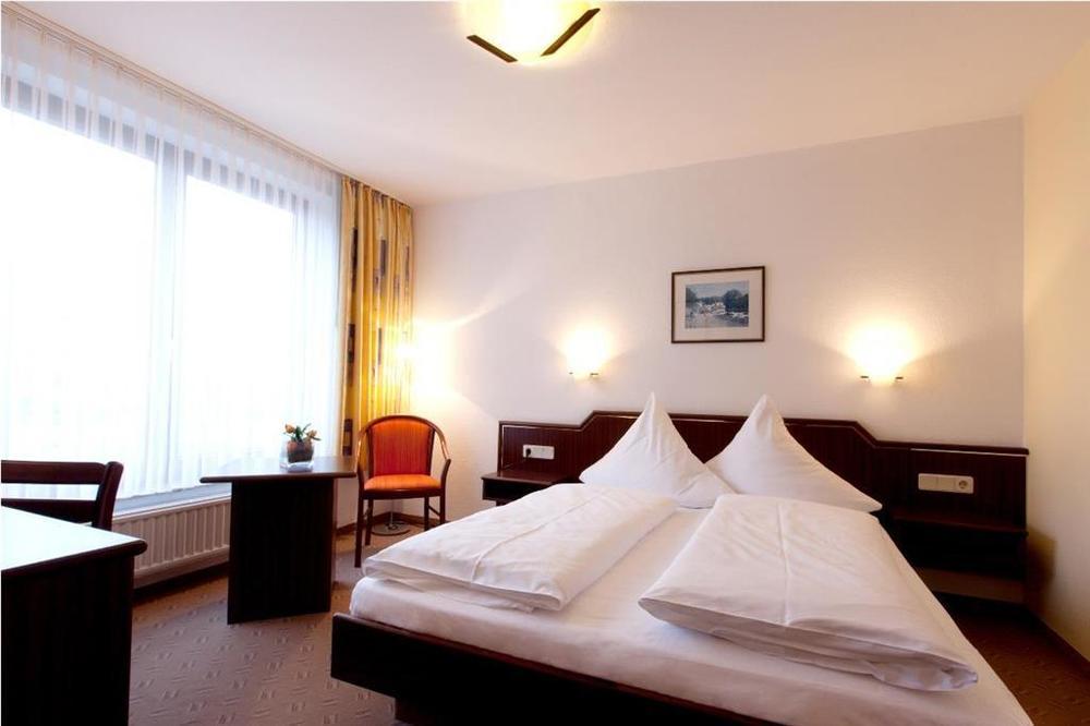 Hotel Strijewski Wolfsburg Room photo